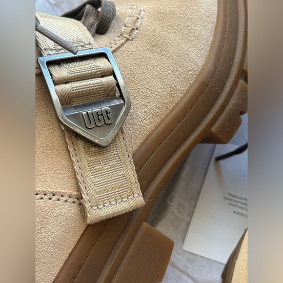 Leather Waterproof UGG Winter Boot, Size 9, Brand New in Box - Picture 9 of 16